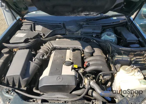 1997 Mercedes-Benz E 320 from USA, damaged, VIN WDBJF55F3VA326436